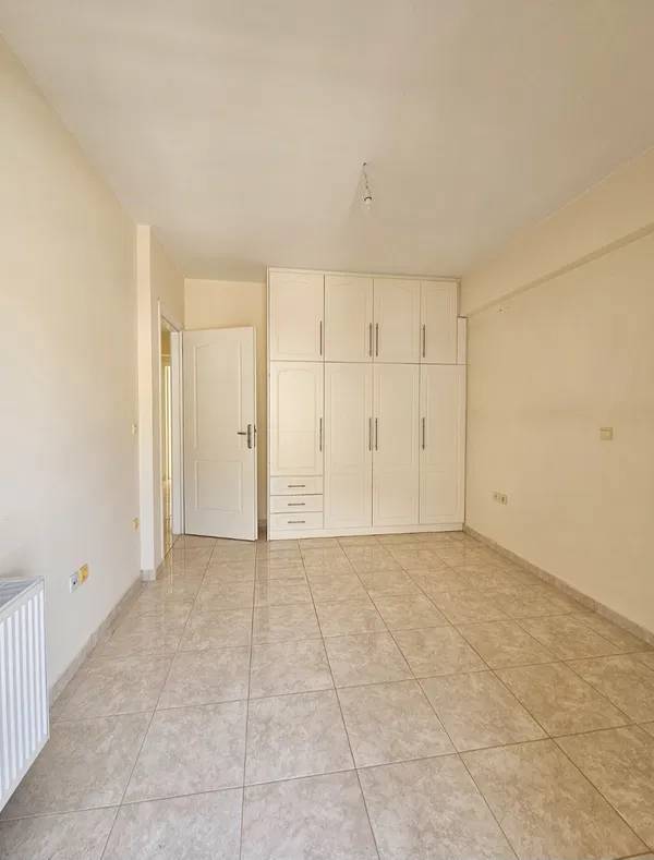 Three-Bedroom Apartment for Sale in Loutraki - Perachora, Korinthos — photo 2