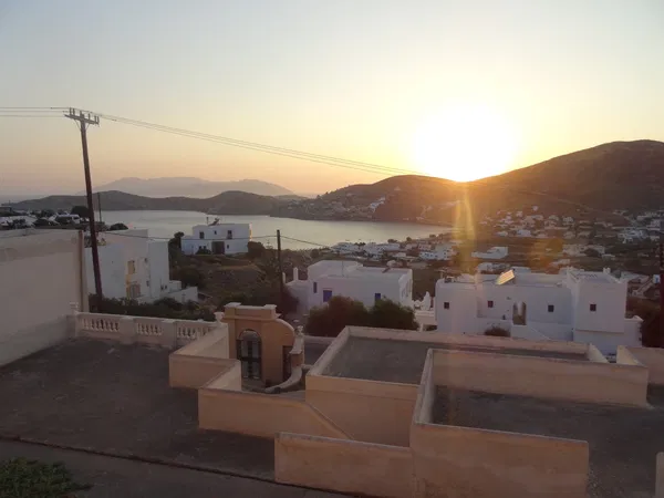 1741 m² Sea-View Hotel for Sale in Ios, Cyclades — photo 2