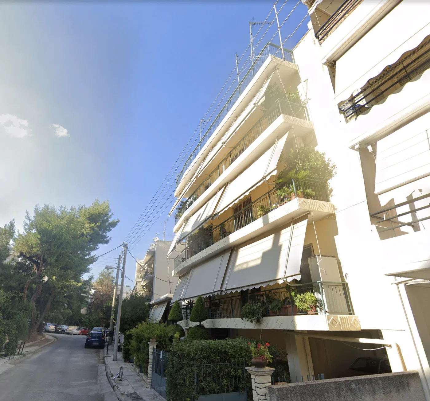 370 m² Building for Sale in Poligono - Tourkovounia, Athens Center