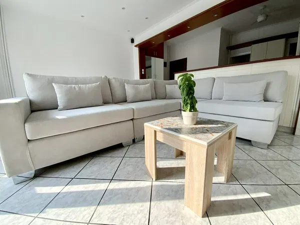 64 m² Apartment with One Bedrooms for Sale in Keramikos, Athens Center — photo 3