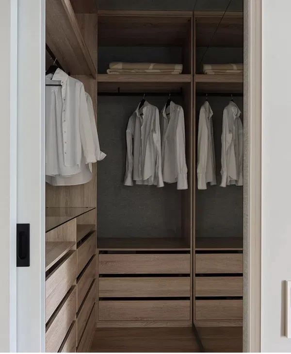 34 m² One-Bedroom Renovated Apartment for Sale in Center Athens, Athens Center — photo 3