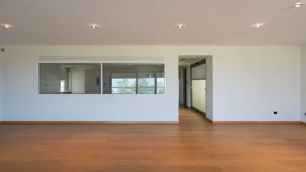 187 m² Three-Bedroom Apartment for Sale in Elliniko, Athens Southern suburbs — photo 3