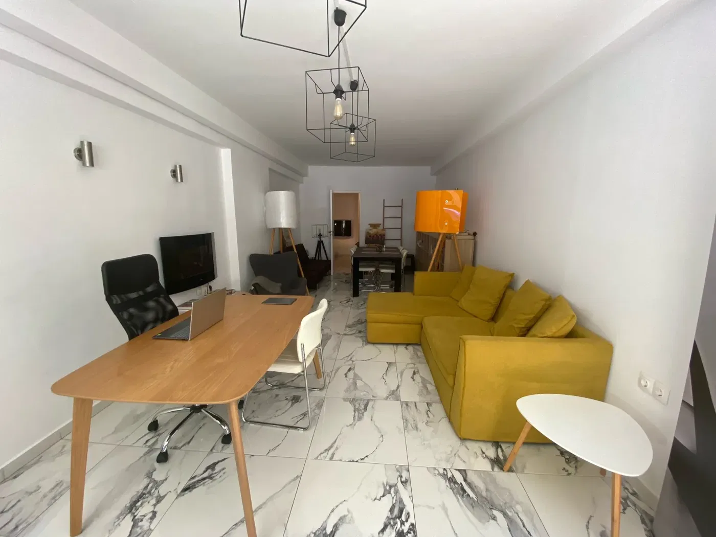 55 m² Business for Sale in Kolonaki - Lycabettus, Athens Center
