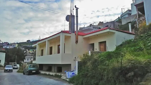 Three-Bedroom Villa for Sale in Rodia, Heraklion