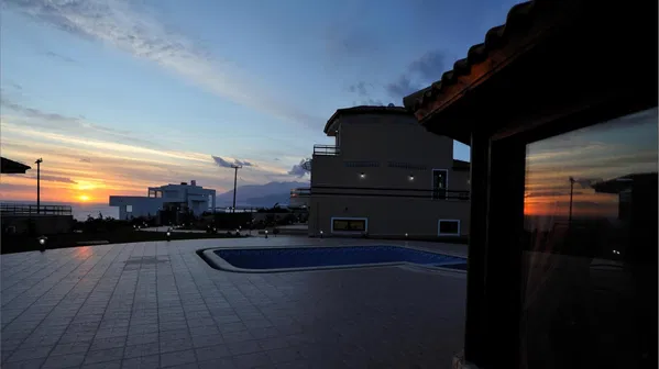 Six-Bedroom Villa for Sale in Ierapetra, Lasithi — photo 5