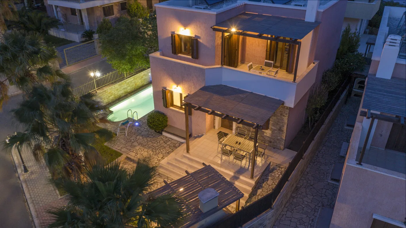 217 m² Four-Bedroom Villa for Sale in Makris Gialos, Lasithi