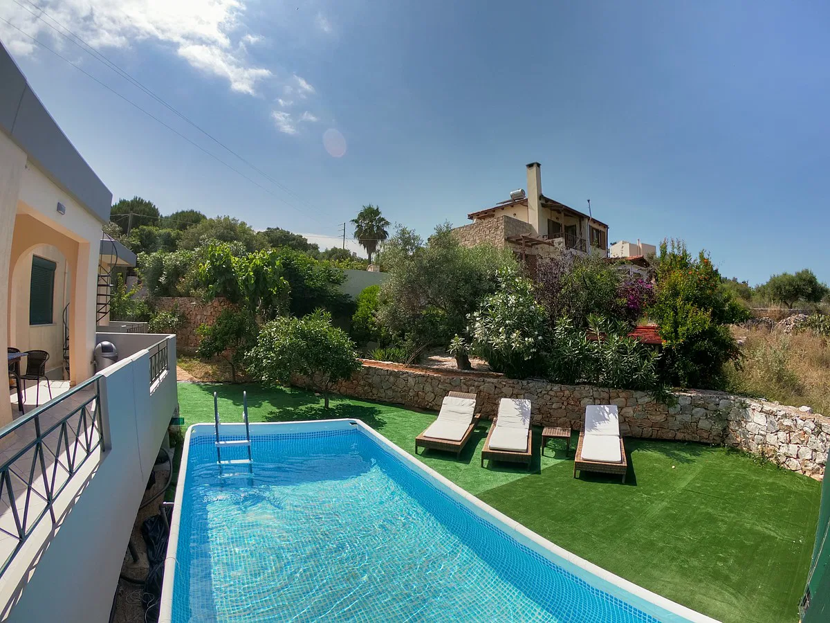 Three-Bedroom Villa for Sale in Kefalas, Apokoronas with Air conditioning
