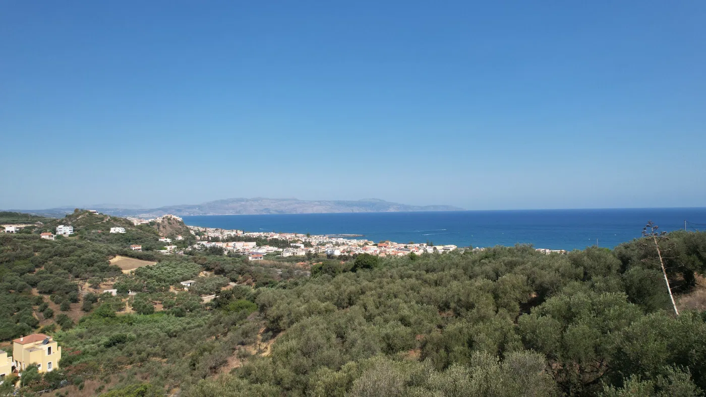 Sea-View 3,200 m² Plot for Sale in Agia Marina, Chania
