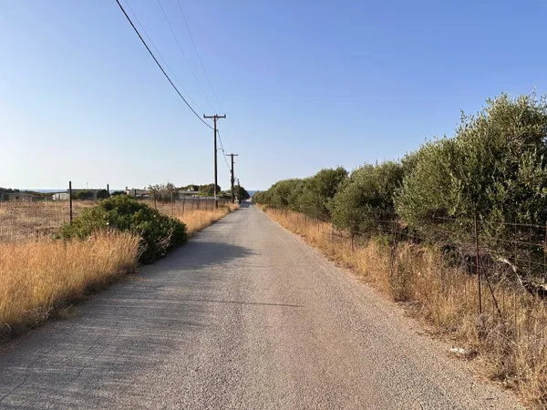 Sea-View 14,869 m² Land for Sale in Stavros, Akrotiri — photo 3