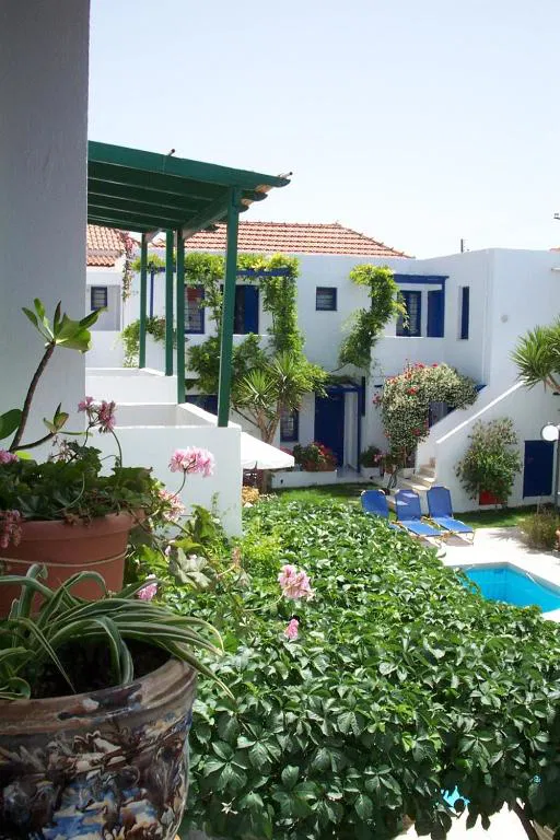Hotel for Sale in Panormo, Mylopotamos — photo 5