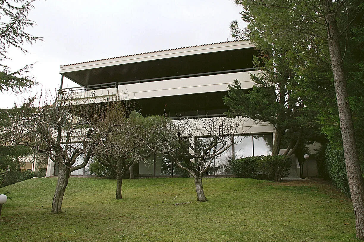 1150 m² Building for Sale in Ekali, Athens Northern suburbs