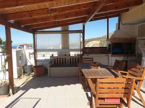 Renovated 130 m² Apartment with Three Bedrooms for Sale in Glyfada, Athens Southern suburbs — photo 2