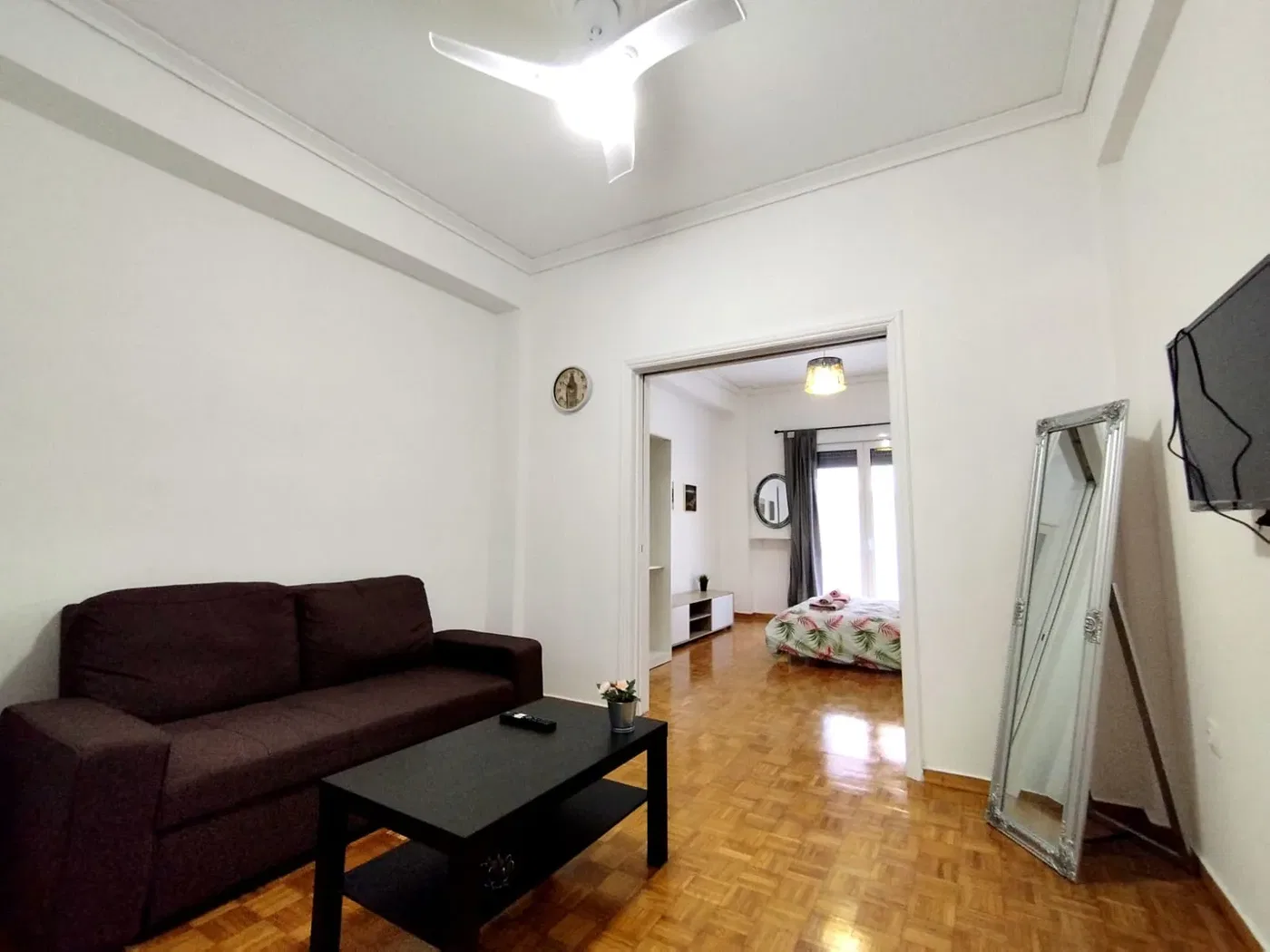 72 m² Two-Bedroom Renovated Apartment for Sale in Center Athens, Athens Center