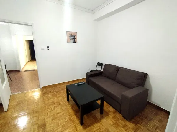72 m² Two-Bedroom Renovated Apartment for Sale in Center Athens, Athens Center — photo 3