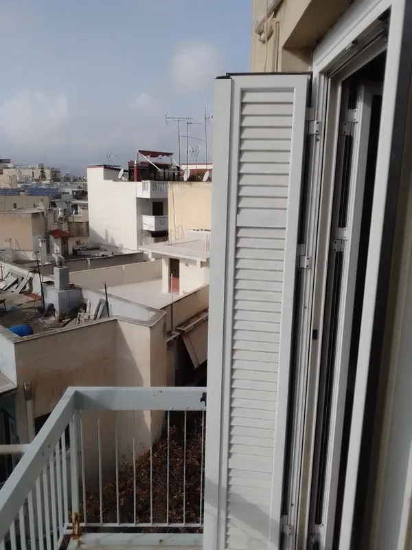 64 m² Two-Bedroom Renovated Apartment for Sale in Center Athens, Athens Center — photo 4