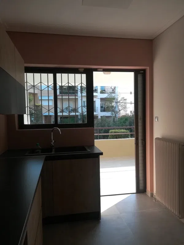 Renovated 60 m² Apartment with One Bedrooms for Sale in Voula, Athens Southern suburbs — photo 3