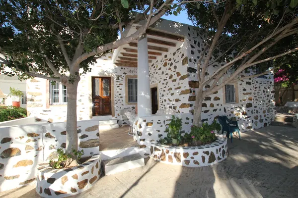 Sea-View 190 m² Villa with Three Bedrooms for Sale in Leros, Dodecanese Islands — photo 3