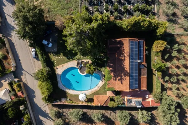 Four-Bedroom Villa for Sale in Avlida, Chalkida