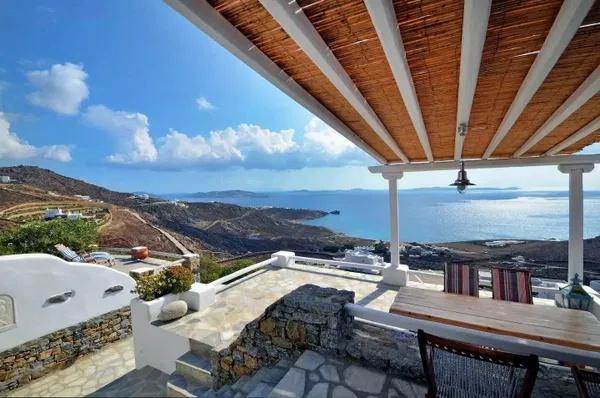 108 m² Sea-View Villa for Sale in Mykonos, Cyclades — photo 4