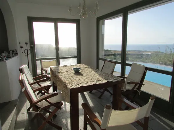 Six-Bedroom Sea-View Villa for Sale in Santorini, Cyclades — photo 4