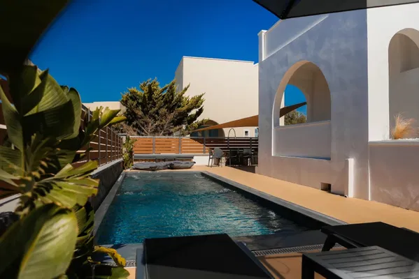 160 m² Apartment with Three Bedrooms for Sale in Santorini, Cyclades — photo 4