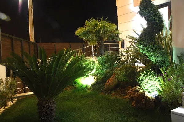 500 m² Villa with Five Bedrooms for Sale in Paiania, Athens Eastern Suburbs — photo 3