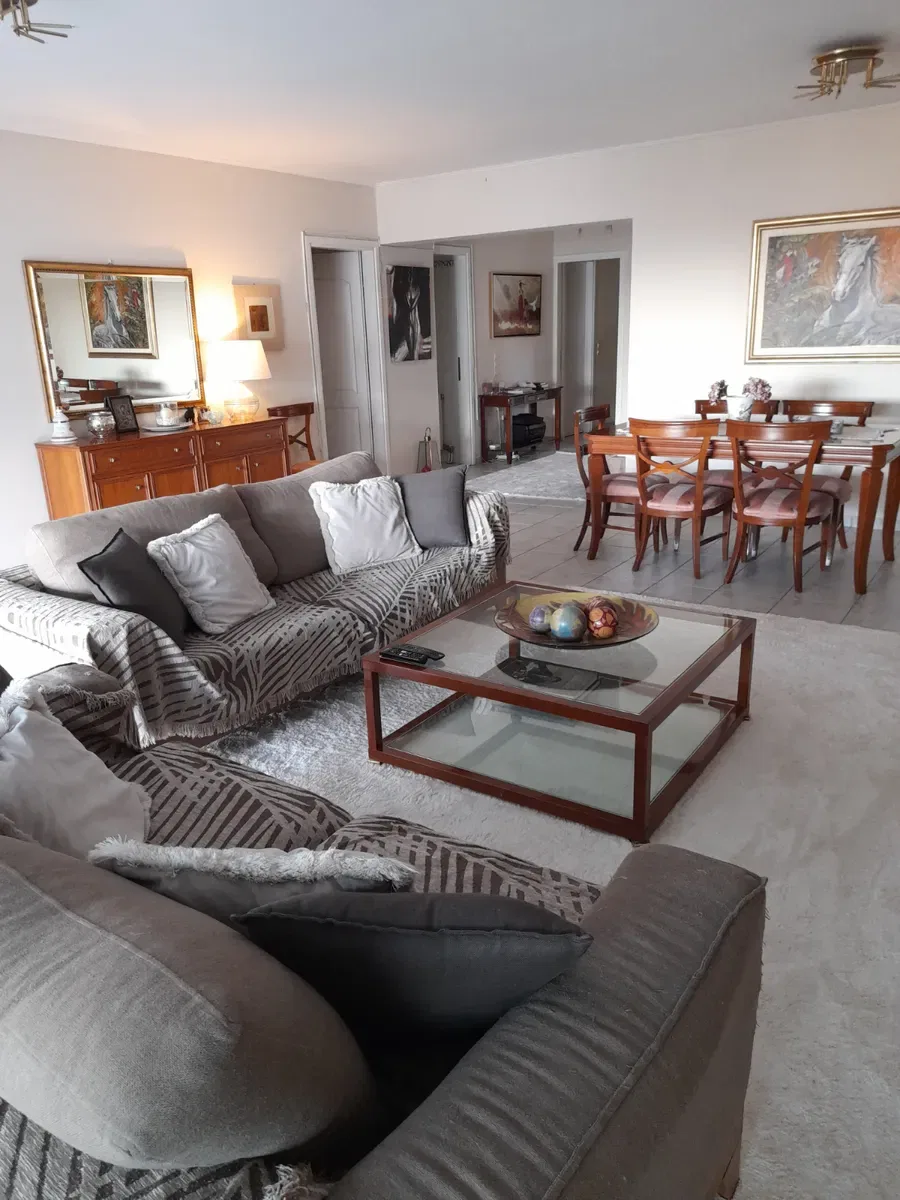 136 m² Three-Bedroom Apartment for Sale in Palaio Faliro, Athens Southern suburbs