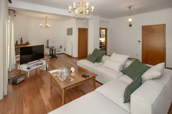 316 m² Villa with Three Bedrooms for Sale in Petralona, Athens Center — photo 3