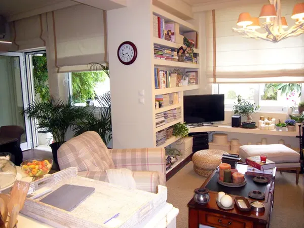 Sea View 207 m² Villa with Three Bedrooms for Sale in Vari - Varkiza, Athens Southern suburbs — photo 5