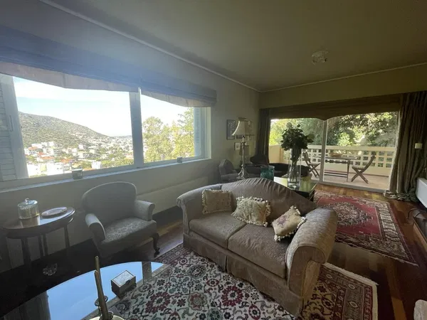 Seafront Two-Bedroom Villa for Sale in Porto Rafti, Attica — photo 3
