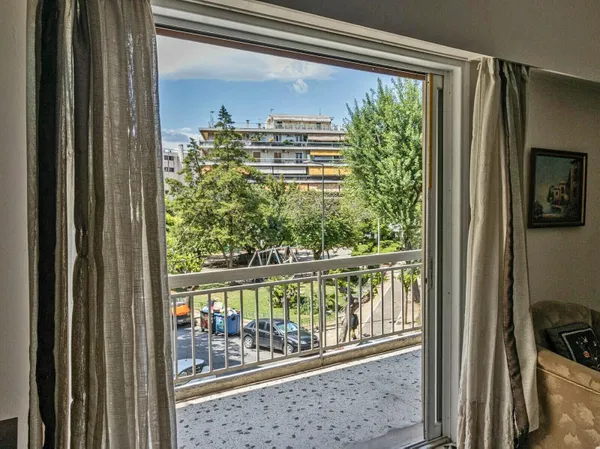 110 m² Two-Bedroom Apartment for Sale in Center Athens, Athens Center — photo 4