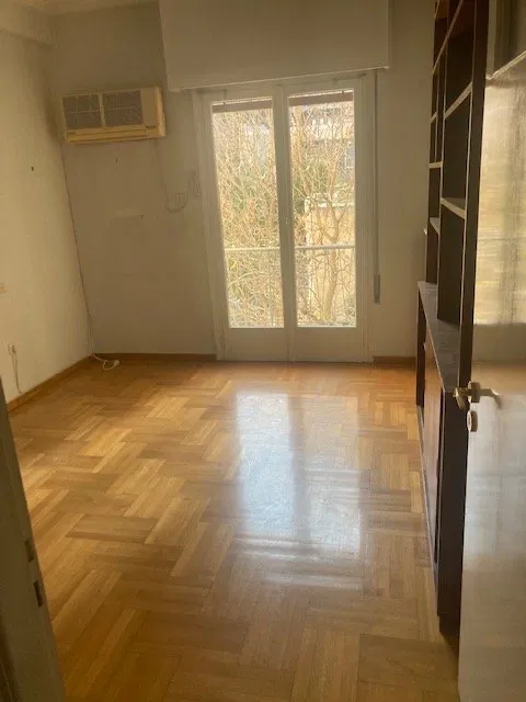 127 m² Two-Bedroom Apartment for Sale in Gyzi - Pedion Areos, Athens Center