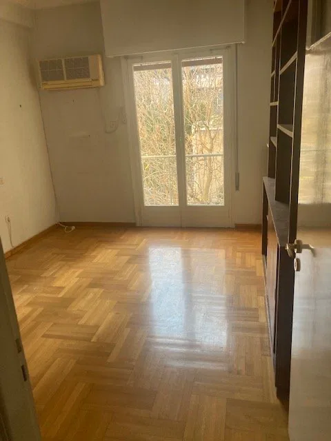 127 m² Two-Bedroom Apartment for Sale in Gyzi - Pedion Areos, Athens Center