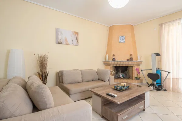 Renovated Two-Bedroom Apartment for Sale in Saronida, Attica — photo 5