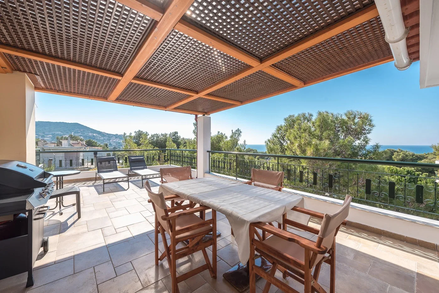 Renovated Two-Bedroom Apartment for Sale in Saronida, Attica