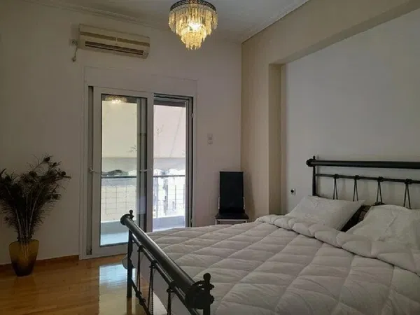 98 m² Two-Bedroom Apartment for Sale in Attikis Square Athens, Athens Center — photo 5