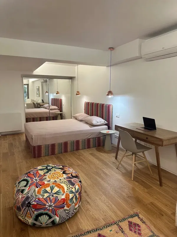 Renovated 55 m² Apartment with One Bedrooms for Sale in Ampelokipoi, Athens Center — photo 3