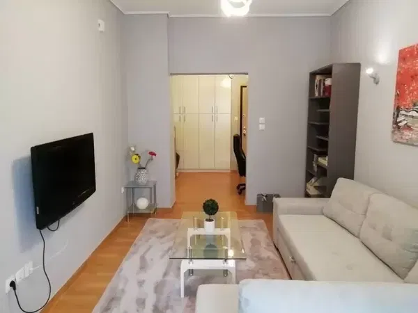 62 m² Renovated One-Bedroom Apartment for Sale in Center Athens, Athens Center — photo 2