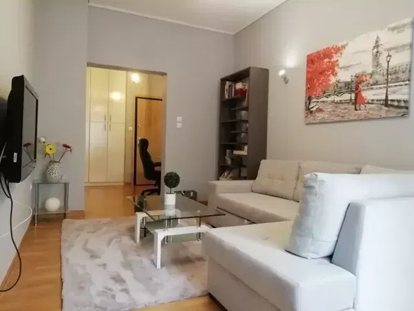 62 m² Renovated One-Bedroom Apartment for Sale in Center Athens, Athens Center — photo 3