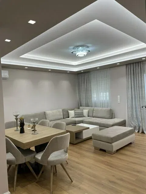 Renovated 75 m² Apartment with Two Bedrooms for Sale in Gyzi - Pedion Areos, Athens Center — photo 2