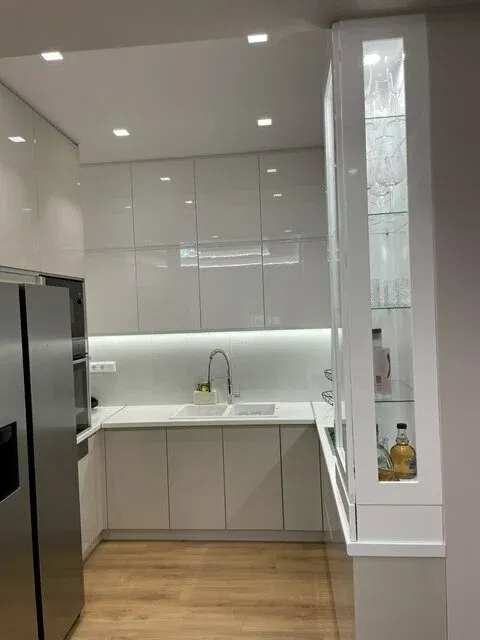 Renovated 75 m² Apartment with Two Bedrooms for Sale in Gyzi - Pedion Areos, Athens Center — photo 3
