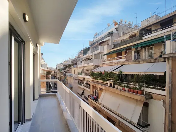 Three-Bedroom Renovated Apartment for Sale in Kypseli, Athens Center — photo 2