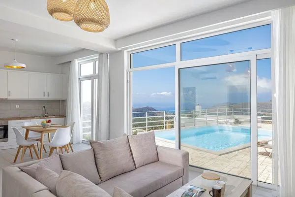 Sea-View Hotel for Sale in Plakias, Agios Vassilios — photo 4