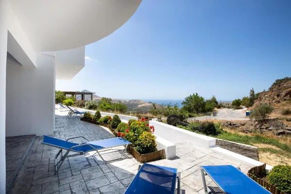 Sea-View Six-Bedroom Villa for Sale in Plakias, Agios Vassilios — photo 3