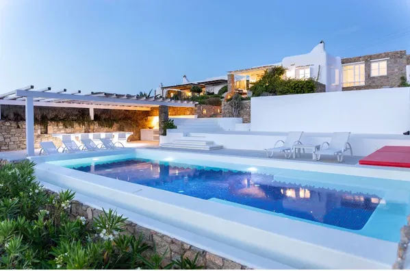 300 m² Villa with Seven Bedrooms for Sale in Mykonos, Cyclades
