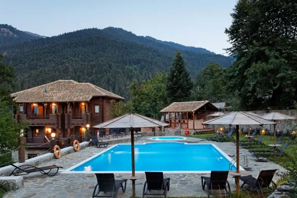 Hotel for Sale in Karpenisi, Evrytania
