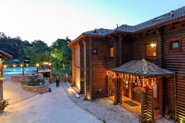 Hotel for Sale in Karpenisi, Evrytania — photo 4