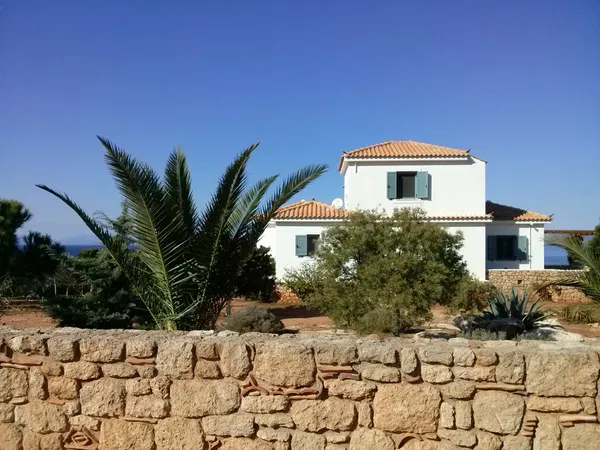 163 m² Sea View Three-Bedroom Villa for Sale in Elafonisos, Lakonia