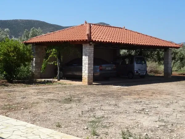 Sea-View 245 m² Villa with Seven Bedrooms for Sale in Nafplio, Argolida — photo 4