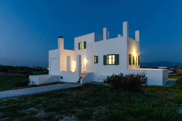 Renovated 220 m² Villa with Five Bedrooms for Sale in Paros, Cyclades